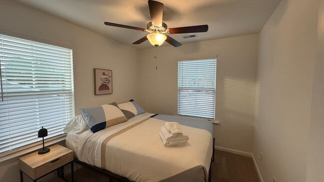 Photo - 157 Roxanne Dr Unit ID1344194P