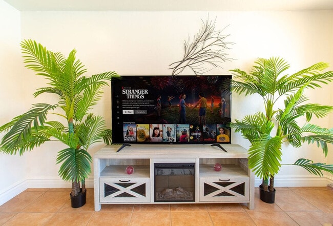 Building Photo - 1859 N Desert Willow St Unit SI ID1495035P