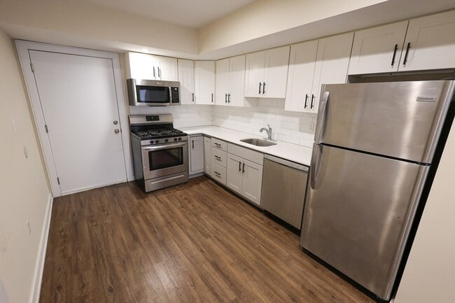 Photo - 332 Talbot Ave Unit 5
