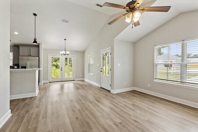 Photo - 232 Tafflinger Rd