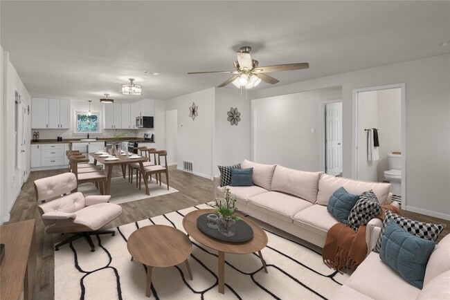 Photo - 2221 N Alexander St