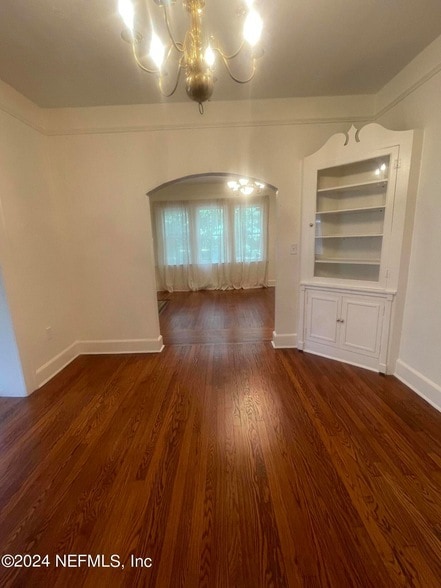 Photo - 3904 Hollingsworth St