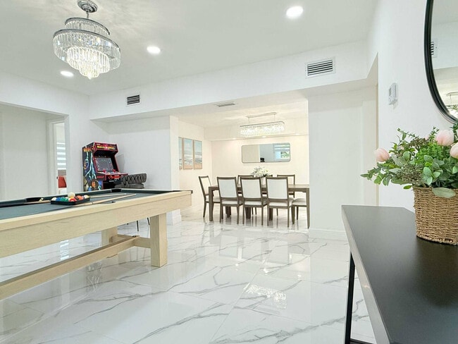 Photo - 2013 NW 12th Ave Unit ID1263913P