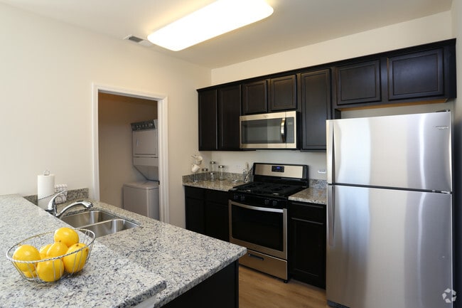 2BR, 2BA - Armstrong - Kitchen - Reserve-Mill Creek and Reserve-Greng's Park