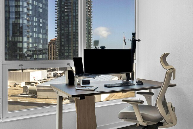 Photo - 388 Beale St Unit FL14-ID1009995P