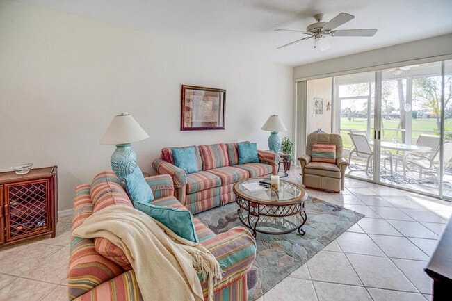 Building Photo - 9851 Costa Mesa Ln Unit SI ID1386091P