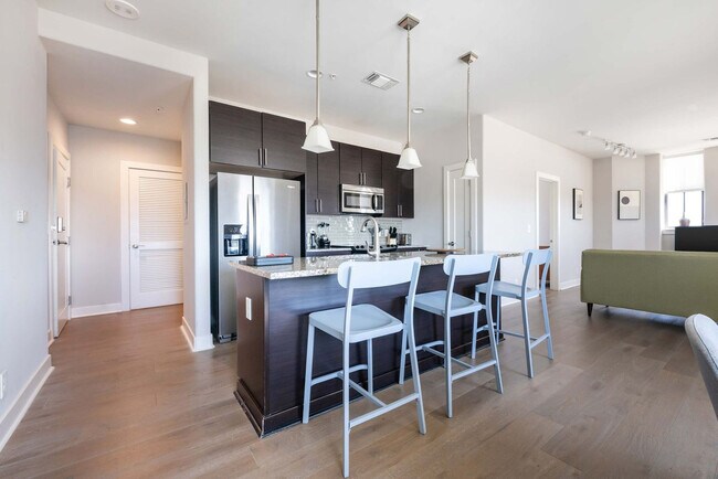 Photo - 10 Light St Unit ID1024639P