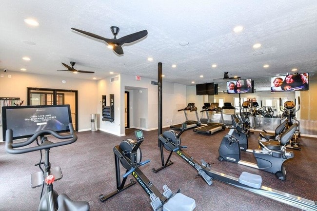 Photo - Rosemont Berkeley Lake