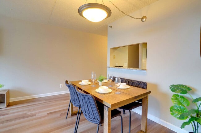 Photo - 401 12th St S Unit FL8-ID1038991P