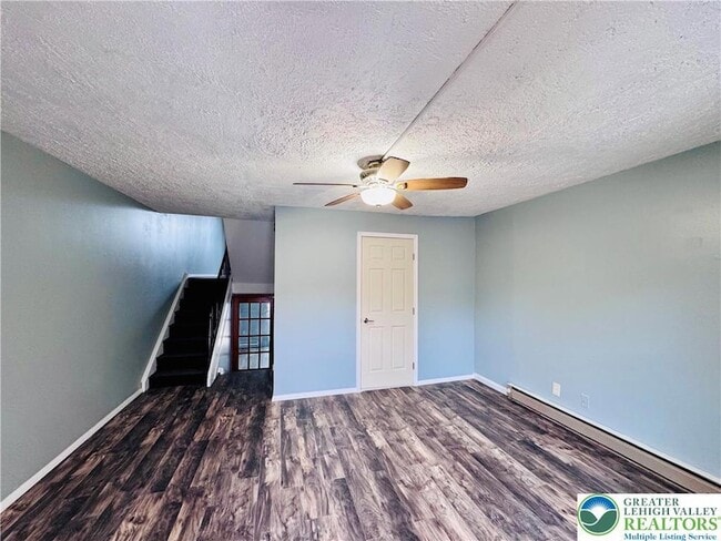 Photo - 402 S Bradford St