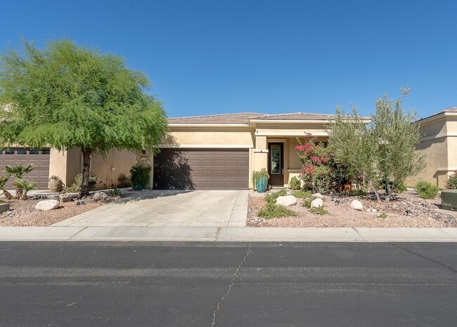 Building Photo - 81363 Corte Compras