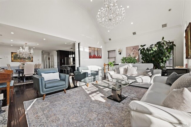 Photo - 2063 Narragansett Ave Unit 2