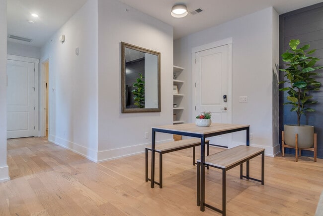 Photo - 119 Acklen Park Dr Unit ID1049677P