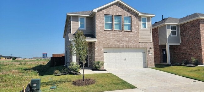 Building Photo - 14115 Donahue St