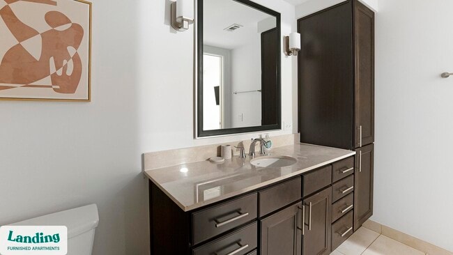 Building Photo - 777 Preston St Unit 8D.1412808