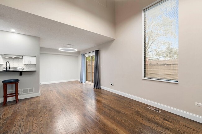 Photo - 136 Mohawk Trail