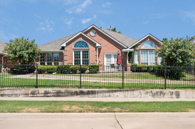 Building Photo - 2313 Ragland Rd