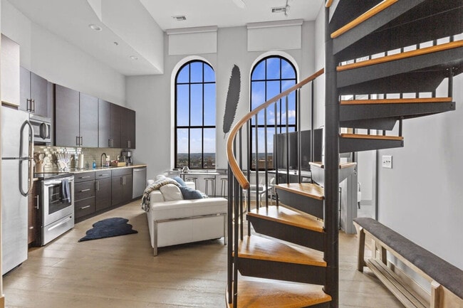 Photo - 10 Light St Unit ID1024671P