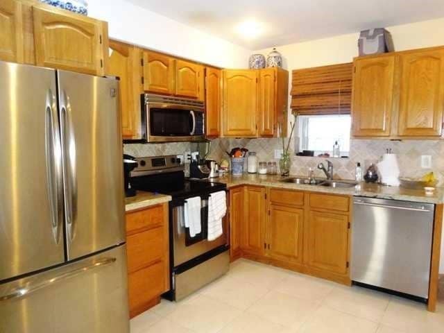 Photo - 3202 NE 7th Pl