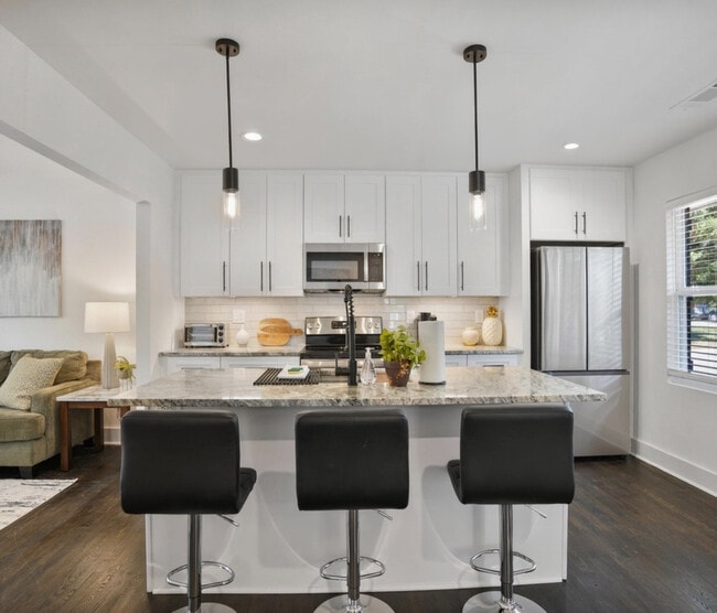 Photo - 975 Shadowridge Dr SE Unit SI ID1475253P