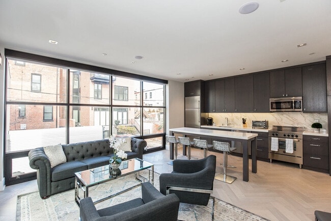 Building Photo - 1511 Kingman Pl NW Unit SI ID1587684P