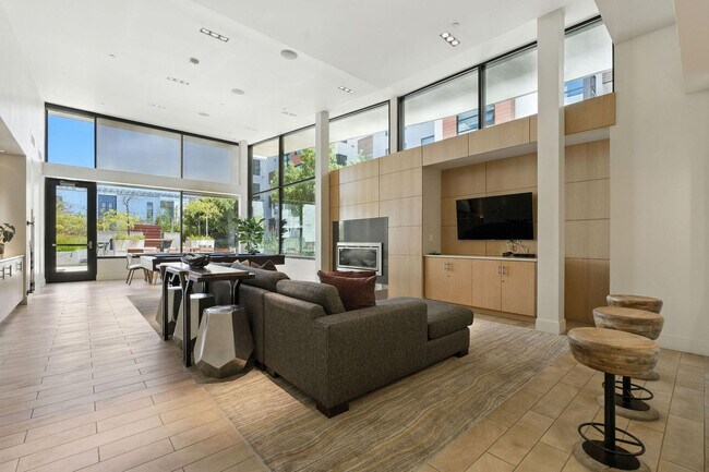 Photo - 1155 4th St Unit SI FL4-ID1285297P