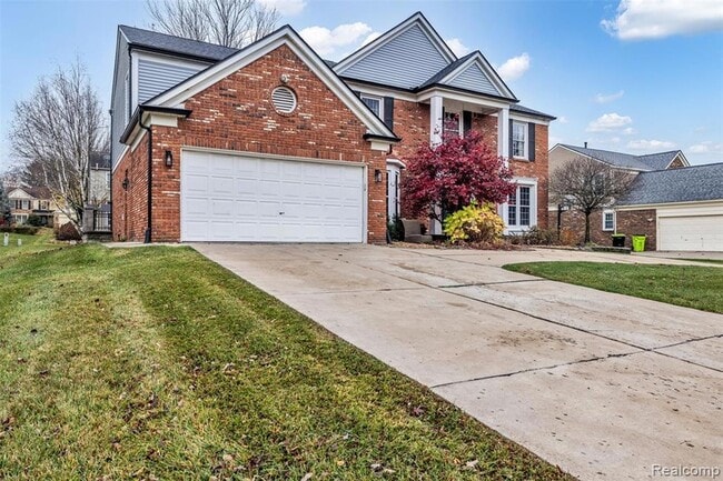 Photo - 45077 Roundview Dr