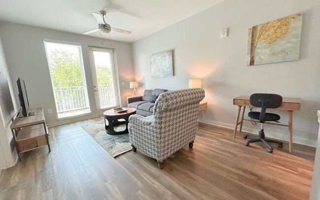 Building Photo - 6400 Blue Stone Rd Unit ID1320726P