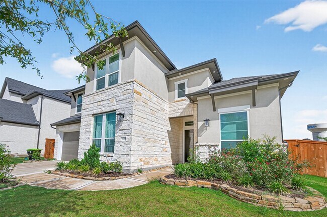 Photo - 7727 Pleasant Crst Dr