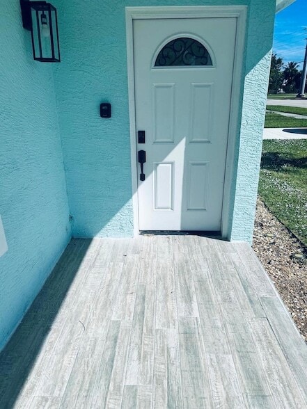 Photo - 1400 Binney Dr