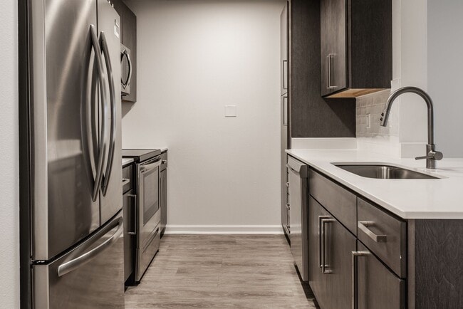 Photo - Latitudes Apartments