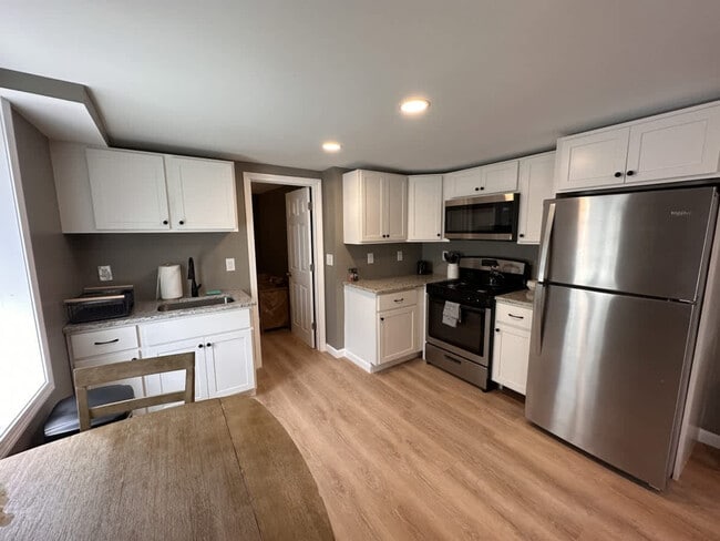 Photo - 301 Portsmouth Ave Unit ID1312408P