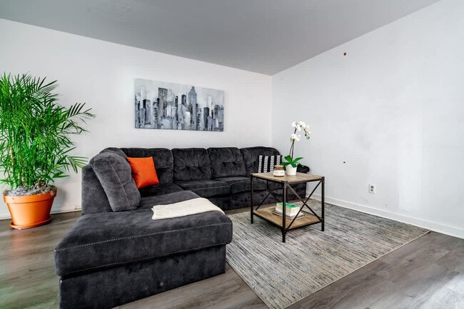 Photo - 605 Dennison Ave Unit ID1265618P