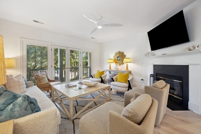 Photo - 723 Bonnyneck Dr Unit ID1253362P