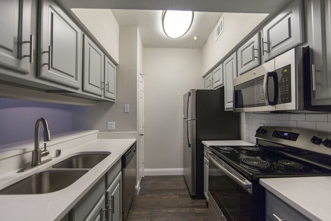 Photo - Larkin Apartment Homes