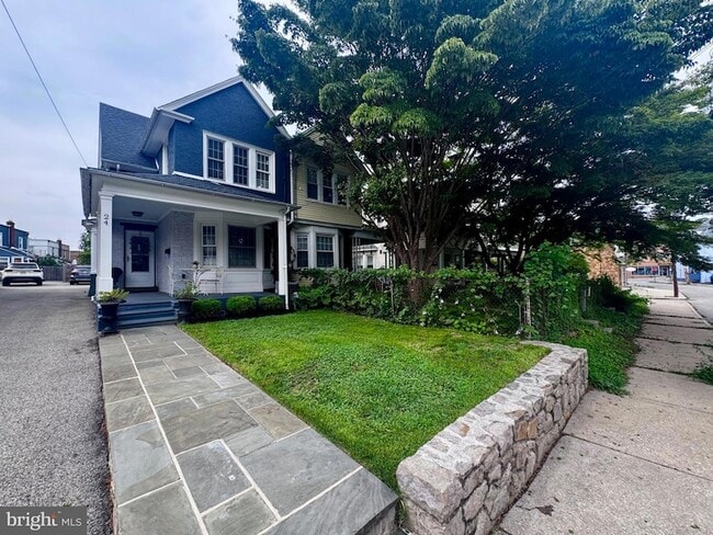 Photo - 24 Thomas Ave