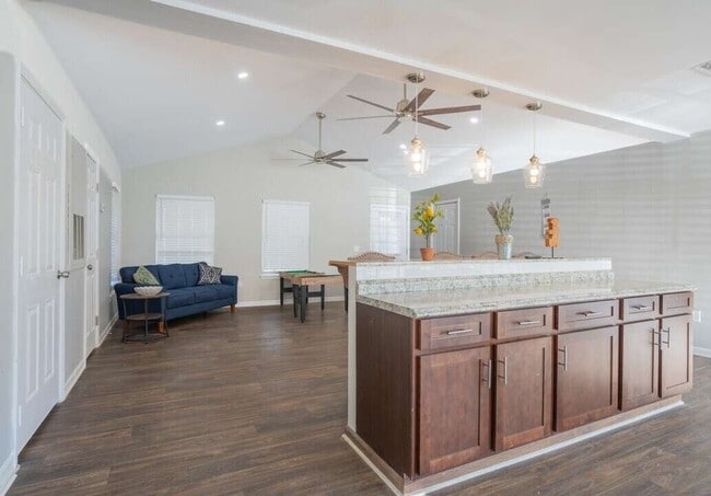 Photo - Riverwood Park Apartments