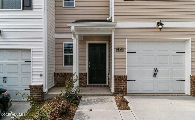 Photo - 2305 Gracie Ln