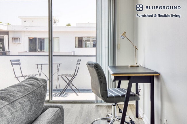 Photo - 1635 N Martel Ave Unit FL5-ID500