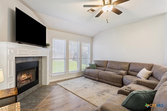 Photo - 709 Bighorn Dr