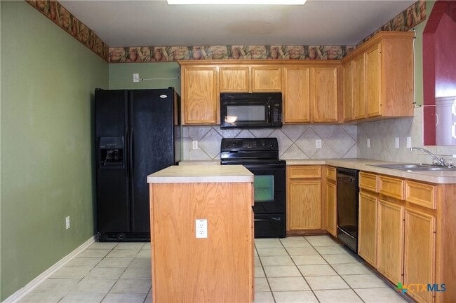 Photo - 2205 Napier Dr
