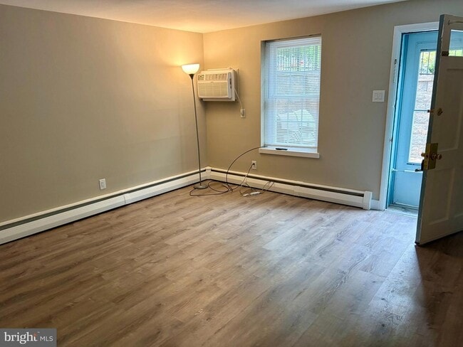 Photo - 207 Walnut Hill Rd Unit B14