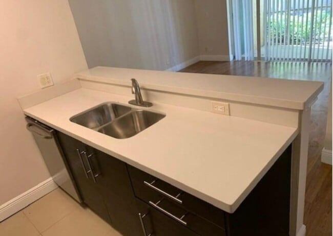 Photo - 5760 Rock Island Rd Unit 3108