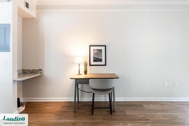 Photo - 2801 Biltmore Park Dr Unit 18-208