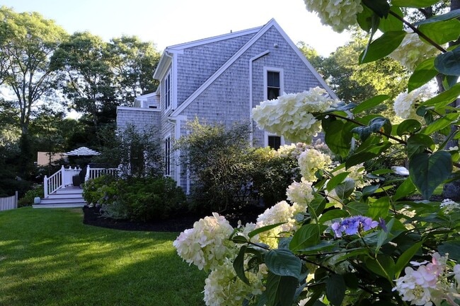 Photo - 110 Clamshell Cove Rd