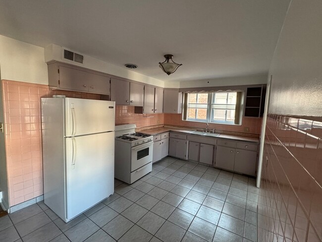 Photo - 5746 N Kimball Ave Unit 2S