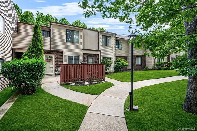 Photo - 855 Skyline Dr
