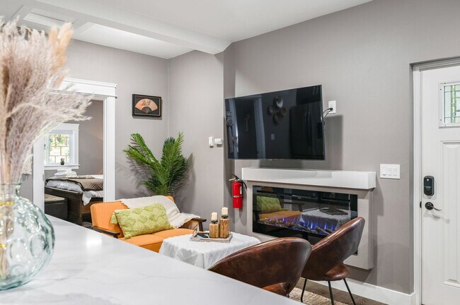 Photo - 21031 NE 4th St Unit ID1035936P