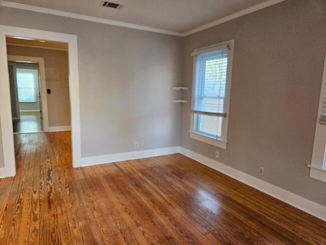 Photo - 110 Lexington Rd