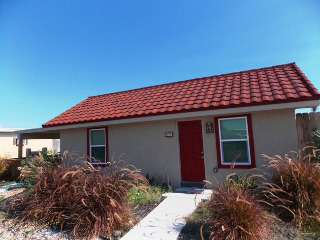 Photo - 134 N Alister St Unit SI ID1023210P